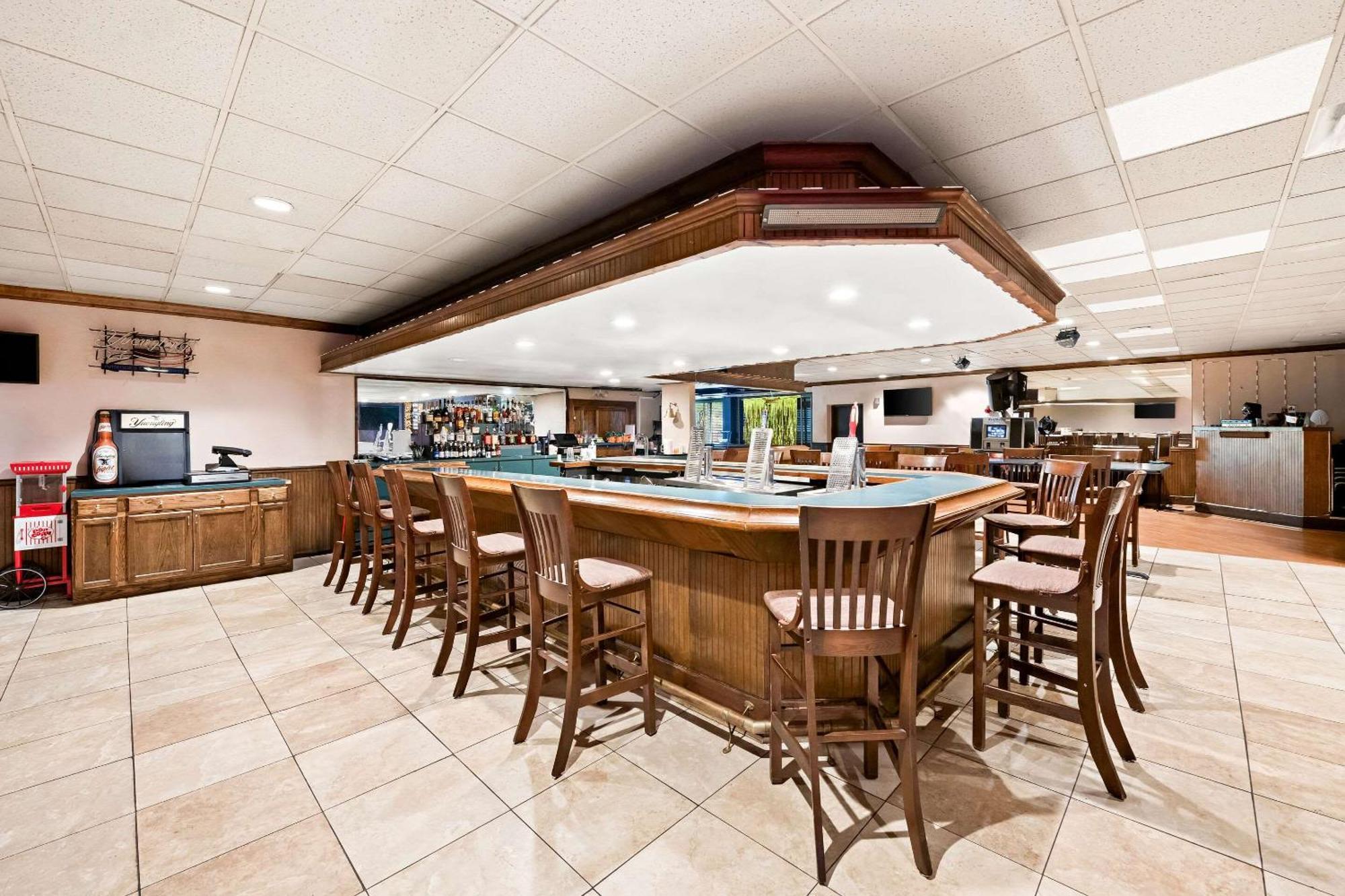 Quality Inn Dayton Airport Englewood Екстер'єр фото